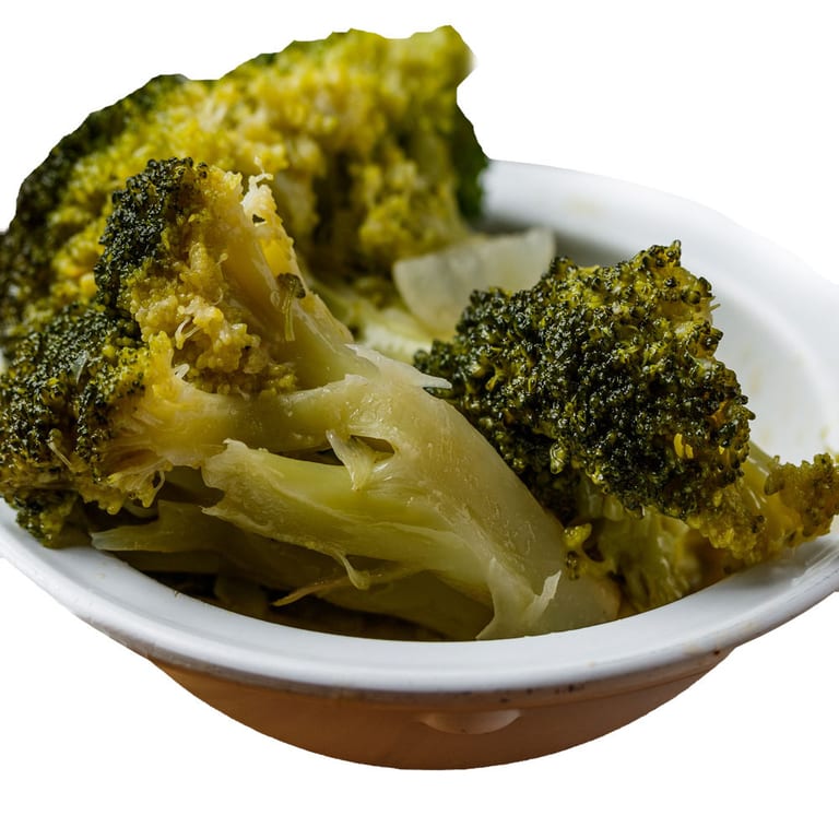 Steamed Broccoli Delight